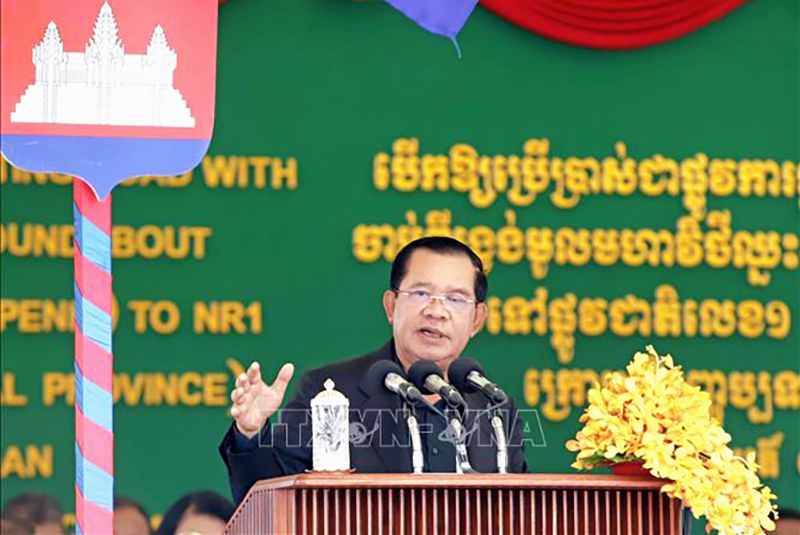 Thủ tướng Chính phủ Hoàng gia Campuchia Samdech Techo Hun Sen phát biểu tại Phnom Penh ngày 3/8/2023. Ảnh: Kyodo/TTXVN