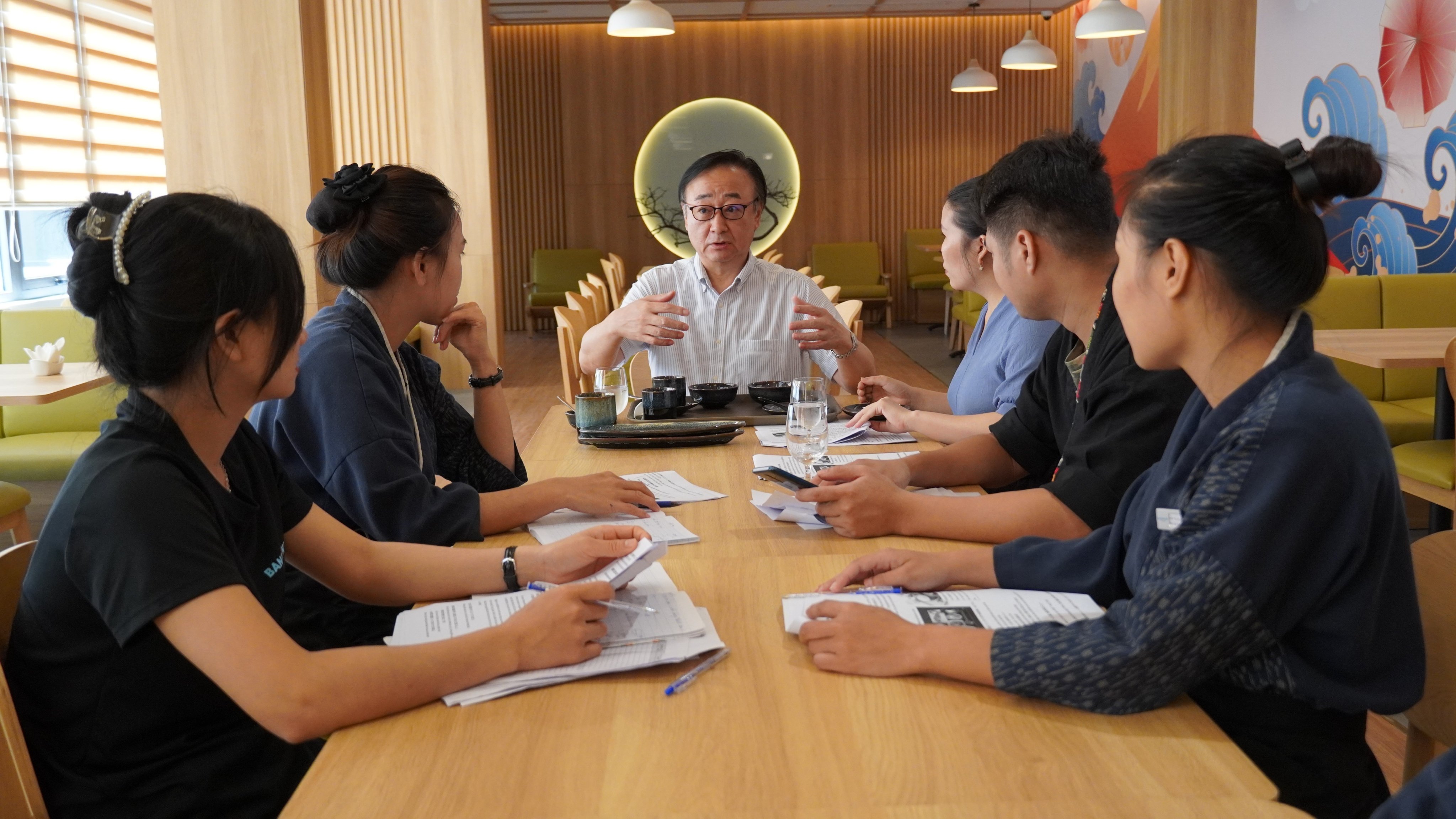 Chuyên gia người Nhật Bản tham gia đào tạo nhân lực tại Bang Onsen Spa&Resort.