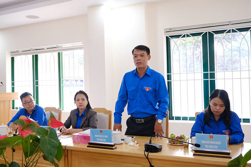 Đại diện ĐKCCQ tỉnh Quảng Bình phát biểu tại hội nghị