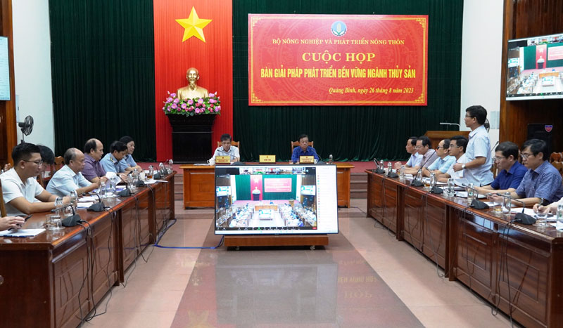 Toàn cảnh hội nghị trực tuyến và trực tiếp tại Quảng Bình