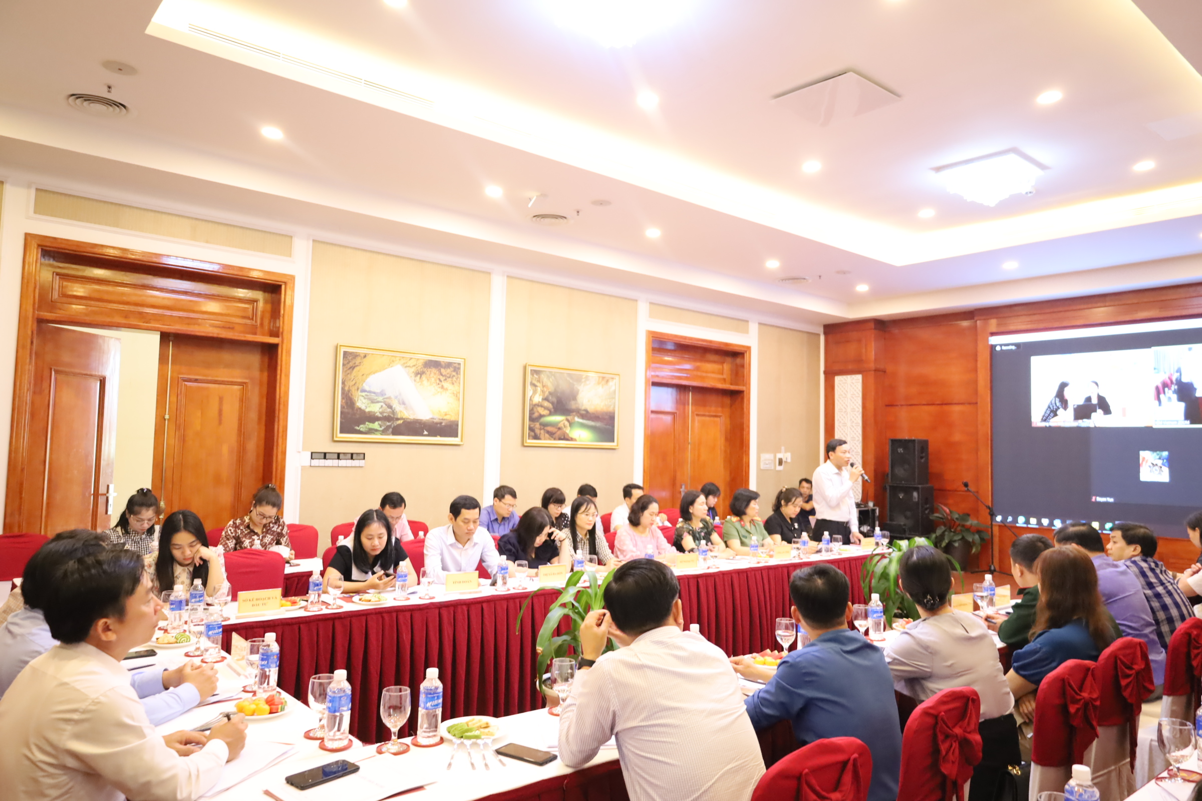 Hội thảo giới thiệu dự án“Đấu tranh phòng, chống mua bán người và nô lệ thời hiện đại ở Việt Nam”.