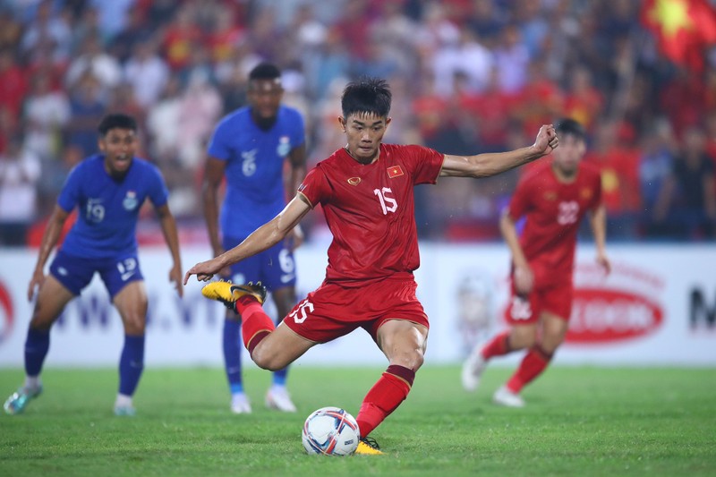 U23 Việt Nam hòa U23 Singapore 2-2 trong trận đấu thủ tục
