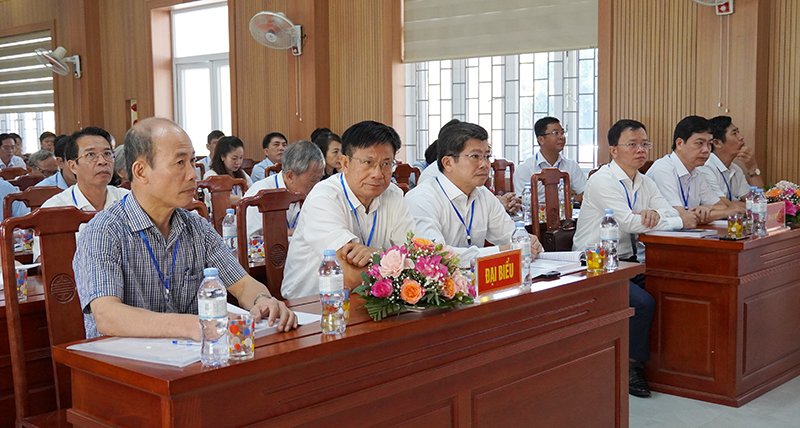 Hội thảo khoa học "Quá trình hình thành địa dư lịch sử và tiến trình phát triển kinh tế-xã hội huyện Tuyên Hóa"