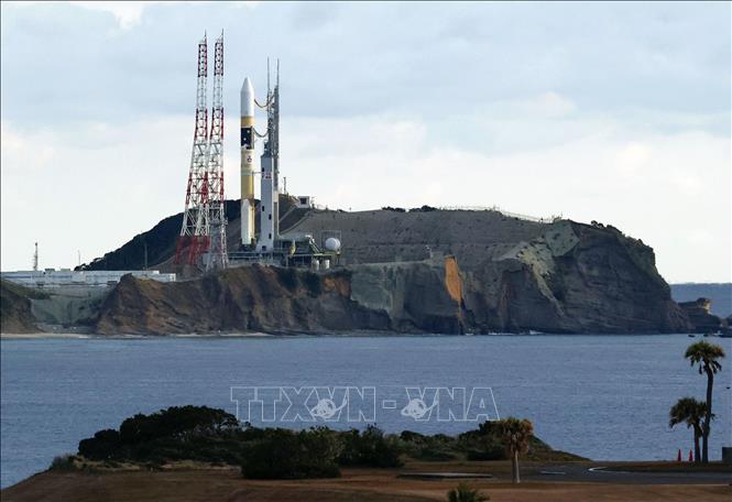 Tên lửa đẩy H2A được đặt trên bệ phóng tại Trung tâm vũ trụ Tanegashima ở tỉnh Kagoshima, Nhật Bản, ngày 26/1/2023. Ảnh tư liệu: Kyodo/TTXVN