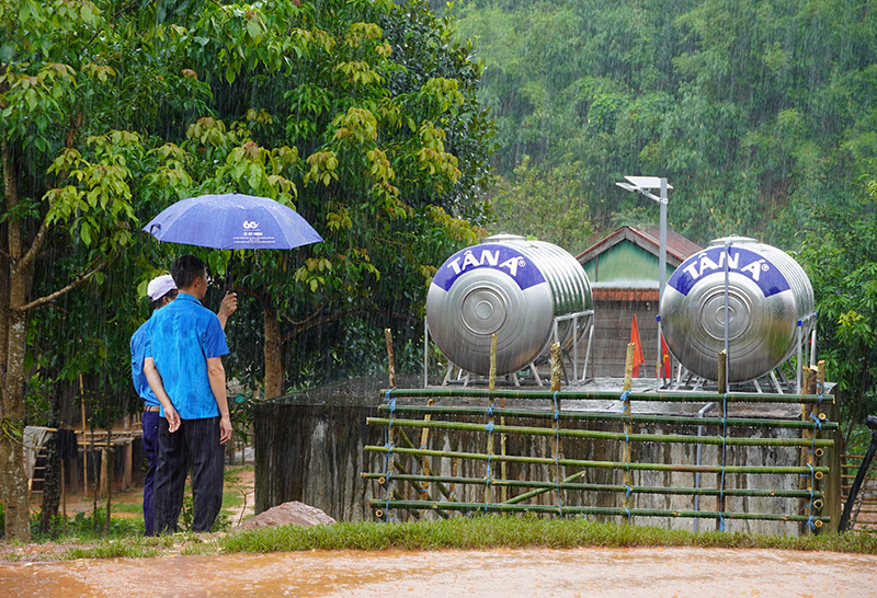 Công trình nước sinh hoạt ở bản 61, xã Thượng Trạch do Công đoàn Các khu kinh tế tỉnh Bắc Ninh hỗ trợ.