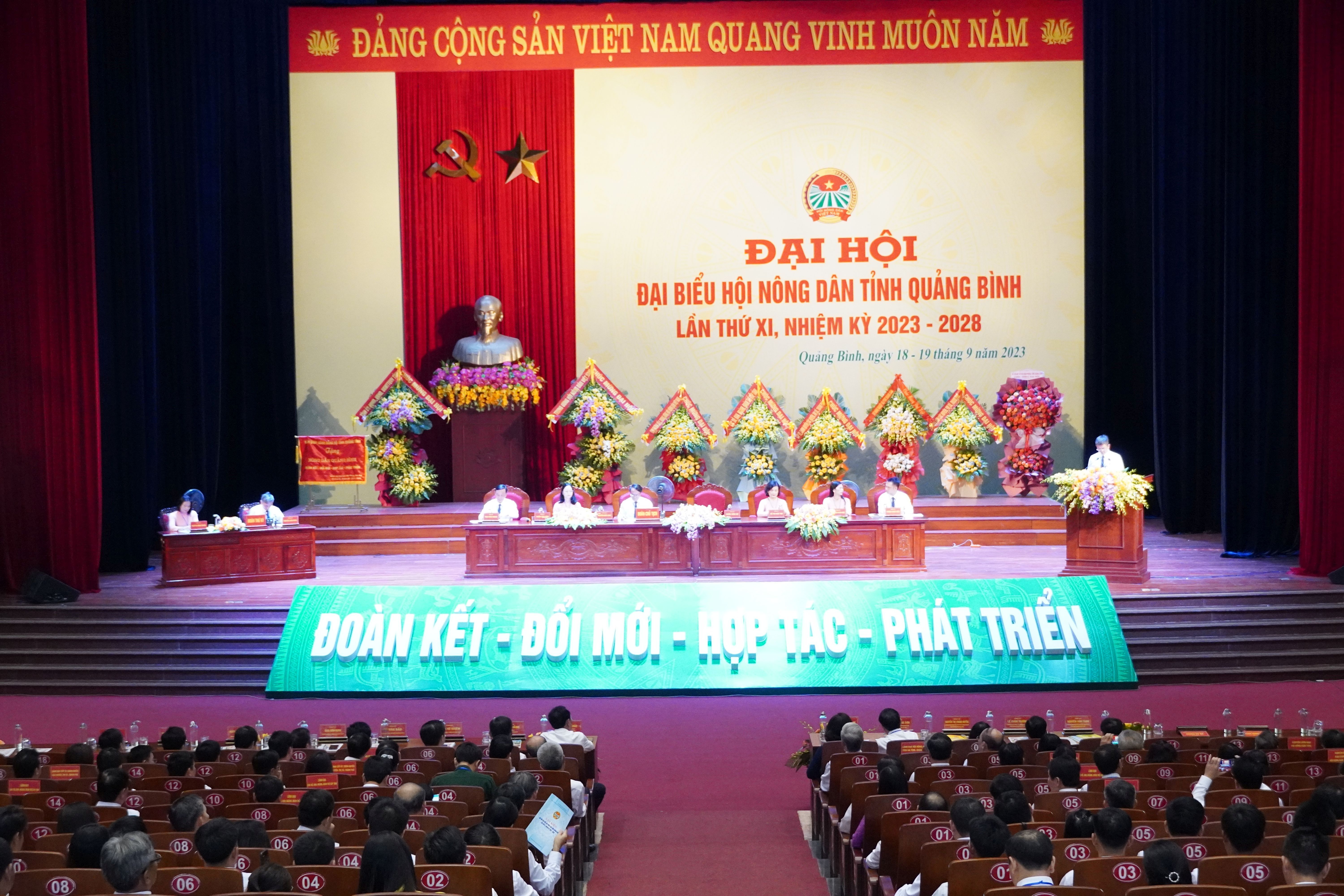 Toàn cảnh đại hội.