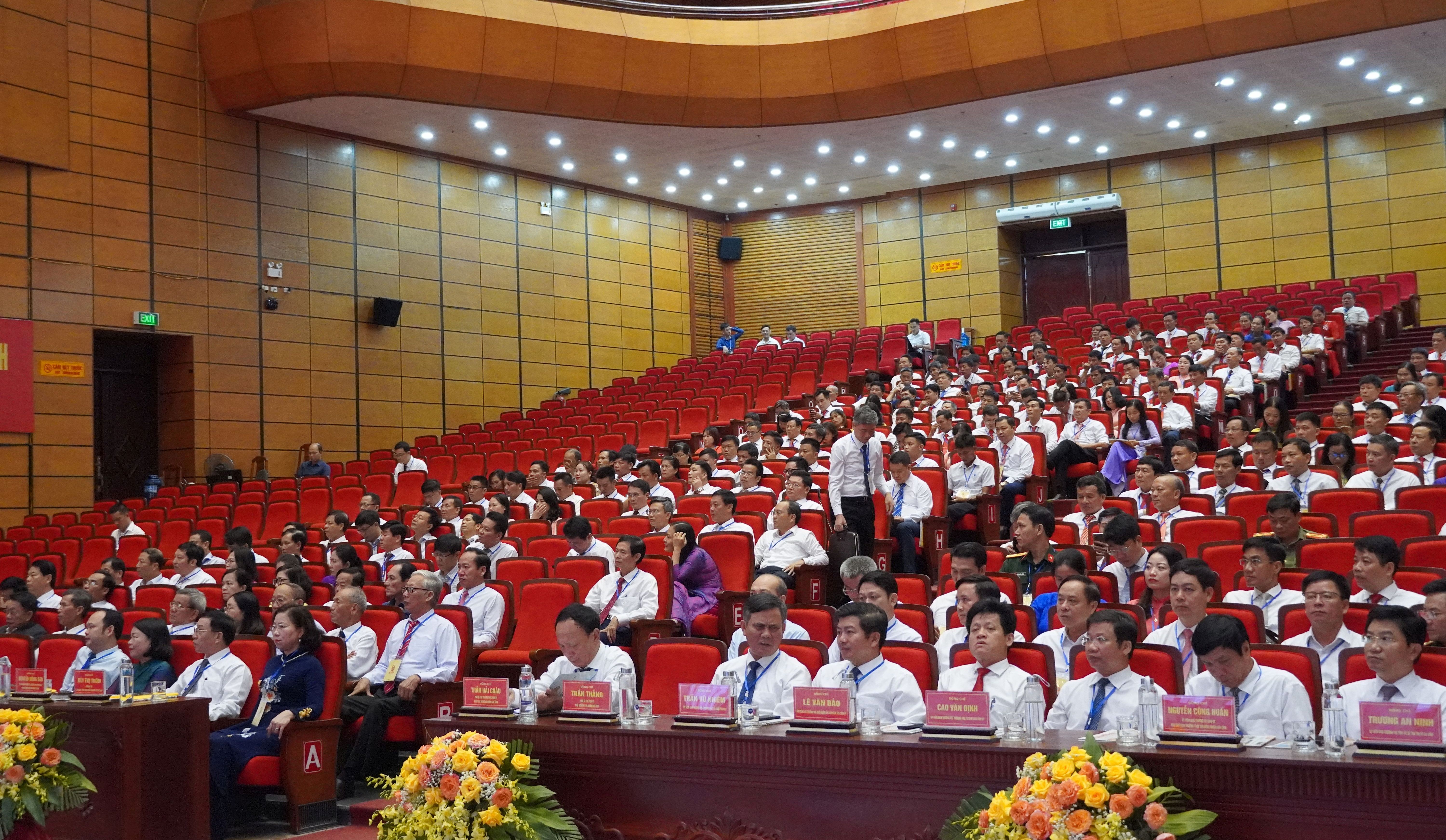 Các đại biểu tham dự đại hội Hội ND tỉnh khóa XI, nhiệm kỳ 2023-2028.