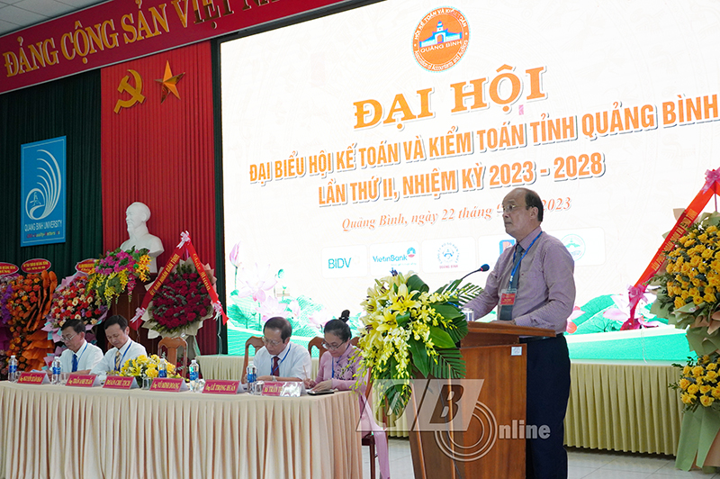 Ông Võ Minh Doang tiếp tục được tín nhiệm bầu làm Chủ tịch Hội Kế toán và Kiểm toán tỉnh Quảng Bình