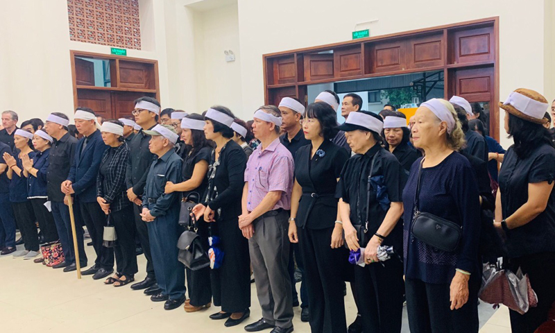 Đoàn công tác của tỉnh Quảng Bình tham gia lễ truy điệu Tiến sĩ, bác sĩ Lê Thị Ngọc Anh-phu nhân của cố nhạc sĩ Hoàng Vân.