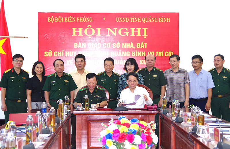 Bàn giao cơ sở nhà, đất Sở Chỉ huy BĐBP Quảng Bình về địa phương quản lý