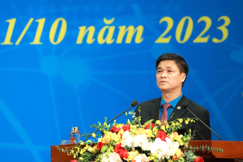  Đồng chí Ngọ Duy Hiểu phát biểu khai mạc đại hội.