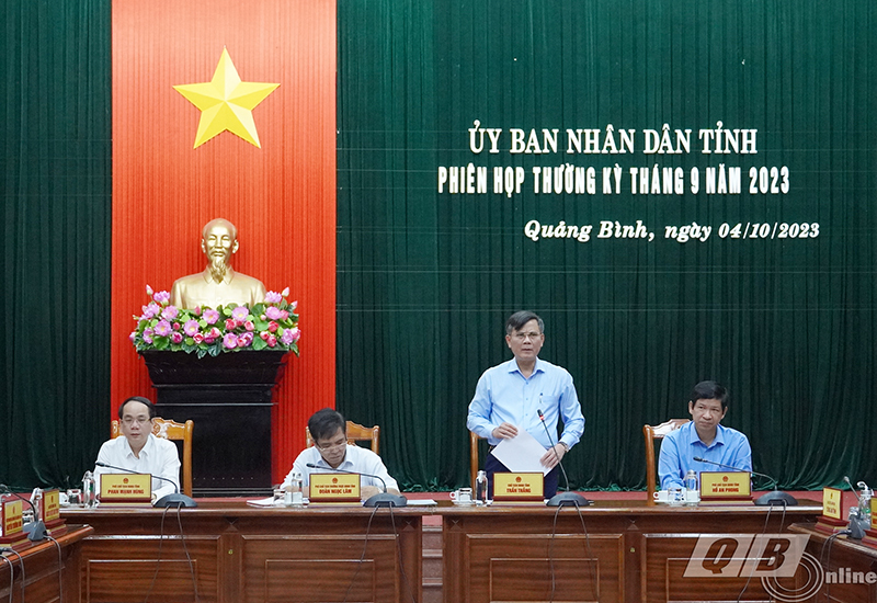 Đồng chí Chủ tịch UBND tỉnh Trần Thắng yêu cầu các sở, ngành, địa phương quyết liệt thực hiện các nhiệm vụ, giải phát phát triển kinh tế-xã hội.