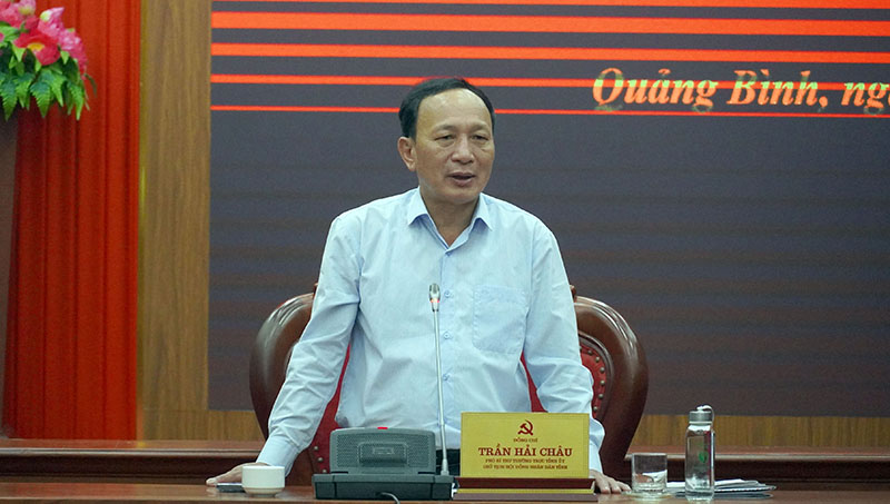 Đồng chí Phó Bí thư Thường trực Tỉnh ủy Trần Hải Châu phát biểu chỉ đạo hội nghị