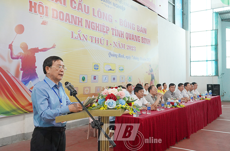 Chủ tịch Hội Doanh nghiệp tỉnh Quảng Bình Lê Thuận Văn khai mạc giải đấu.