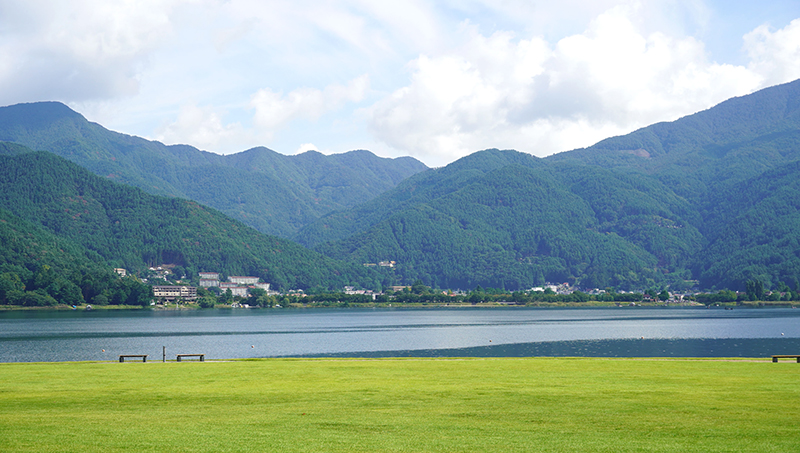 Một trong các hồ nước ngọt thuộc “Phú Sĩ ngũ hồ”.