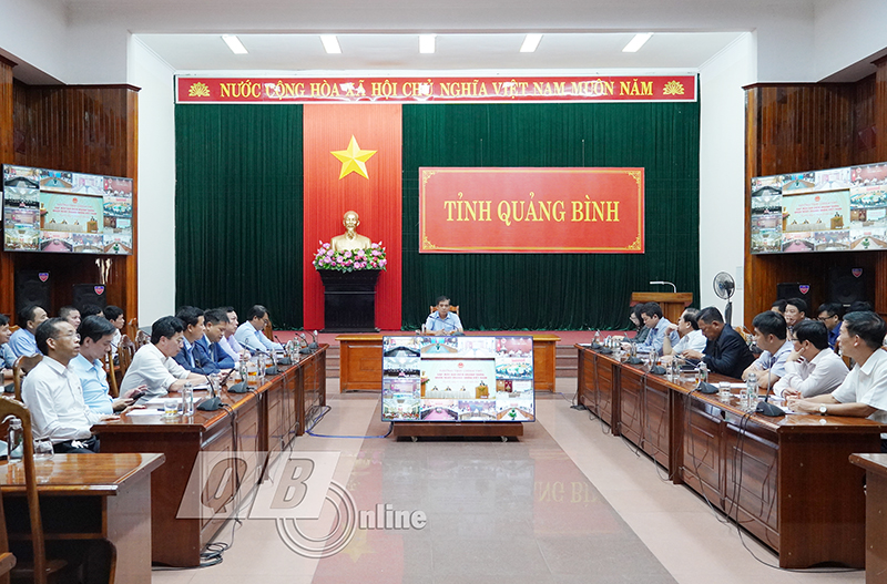 Các đại biểu dự buổi gặp mặt tại điểm cầu tỉnh Quảng Bình