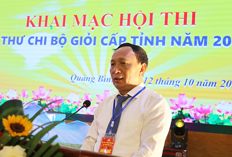  Đồng chí Phó Bí Thường trực Tỉnh ủy, Trưởng ban Tổ chức hội thi Trần Hải Châu phát biểu khai mạc hội thi.