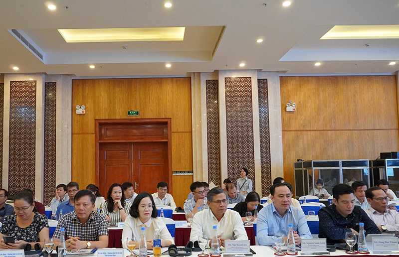 Lãnh đạo các sở, đơn vị của 16 tỉnh miền Trung, Tây Nguyên tham dự hội thảo.