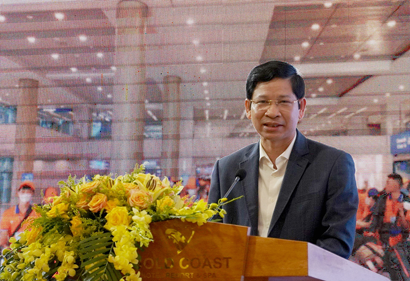 Đồng chí Phó Chủ tịch UBND tỉnh Hồ An Phong phát biểu chào mừng hội thảo. 