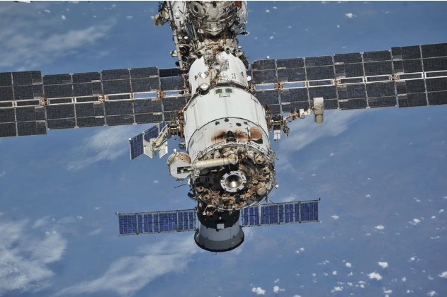 Trạm vũ trụ quốc tế (ISS) được chụp bởi phi hành đoàn Expedition 56 từ tàu vũ trụ Soyuz sau khi tháo dỡ, ngày 4 tháng 10 năm 2018. Ảnh: NASA