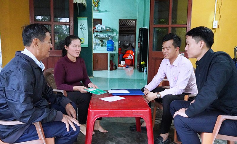 Nhờ nguồn vốn vay, gia đình chị Nguyễn Thị Thanh đã giảm được áp lực chi phí cho con học đại học.