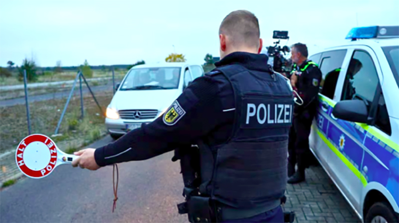 Các nước châu Âu siết chặt biên giới trước làn sóng nhập cư gia tăng bất thường