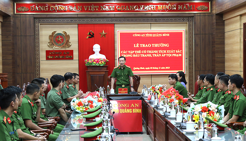 Quang cảnh lễ trao thưởng. 