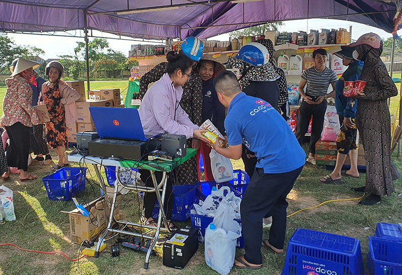 Đưa hàng Việt tới thị trường nông thôn, miền núi, vùng sâu, vùng xa nhằm tạo điều kiện cho người dân mua hàng hóa bảo đảm chất lượng, có nguồn gốc, xuất xứ rõ ràng và giá cả hợp lý.