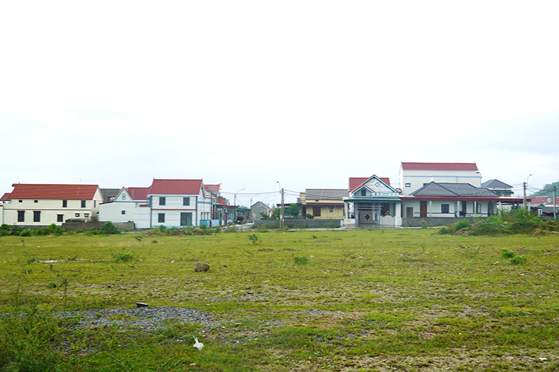 Một góc khu tái định cư Dự án Trung tâm Điện lực Quảng Trạch tại thôn 19/5, xã Quảng Đông (Quảng Trạch).