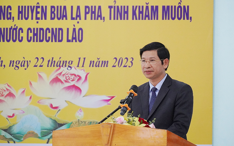Đồng chí Phó Chủ tịch UBND tỉnh Hồ An Phong phát biểu tại buổi lễ.