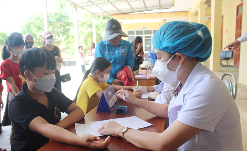 Các hoạt động chăm sóc sức khỏe nhân dân được Trung tâm Y tế huyện Bố Trạch quan tâm thực hiện.