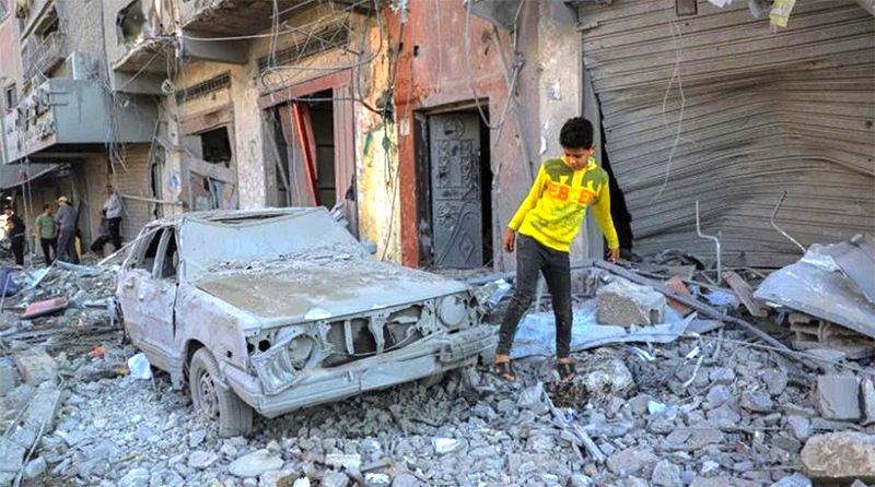  Cảnh đổ nát do cuộc xung đột Israel-Hamas tại thành phố Khan Younis, Dải Gaza. (Ảnh: THX/TTXVN)