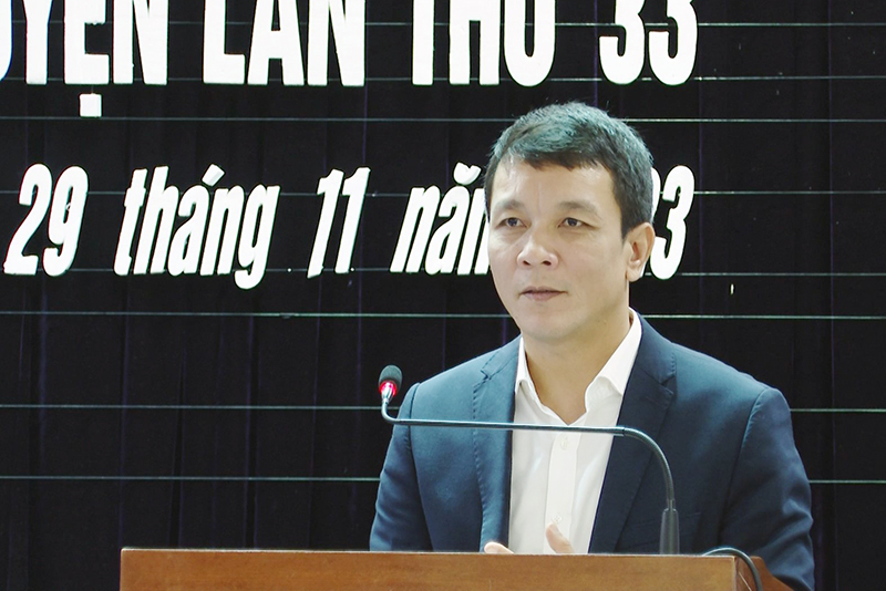  Đồng chí Bí Thư huyện ủy Tuyên Hóa Nguyễn Hoài Nam kết luận hội nghị.