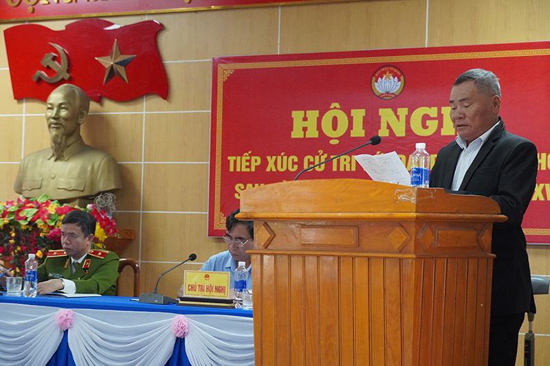 Cử tri huyện Quảng Trach bày tỏ tâm tư nguyện vong.