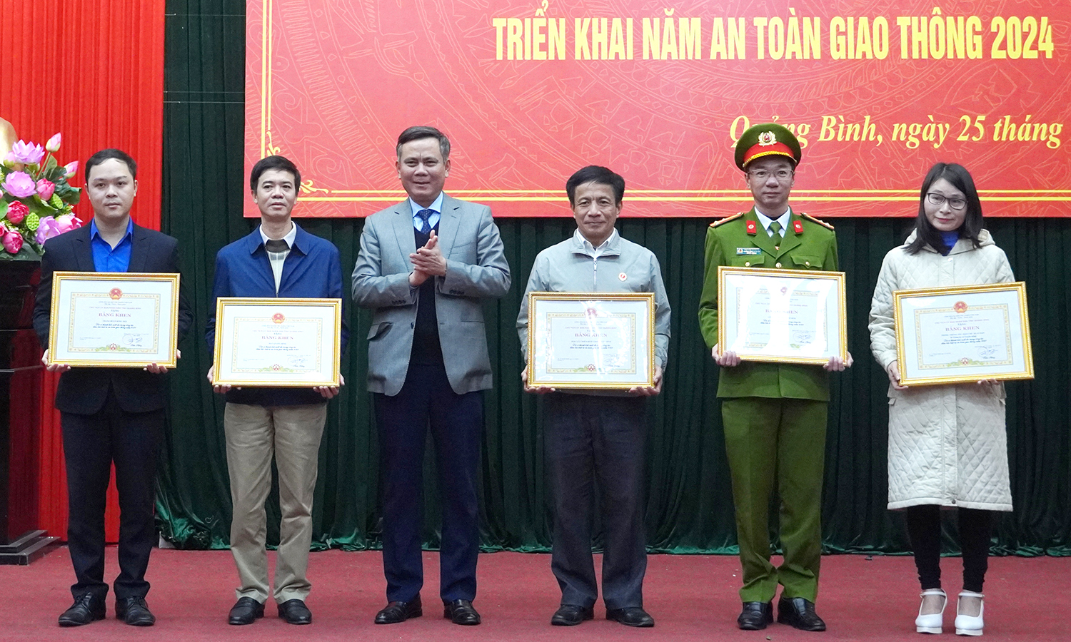 Nâng cao trách nhiệm quản lý nhà nước về bảo đảm trật tự an toàn giao thông