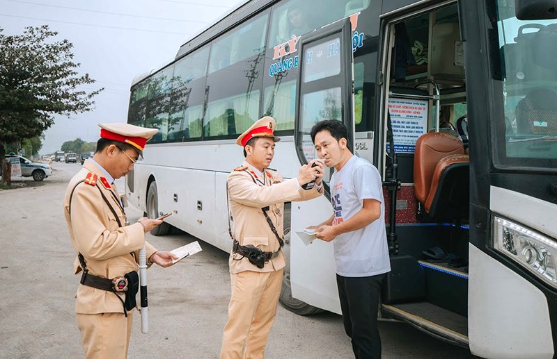 Trưởng phòng nghiệp vụ Công an nhân dân được xử phạt vi phạm hành chính