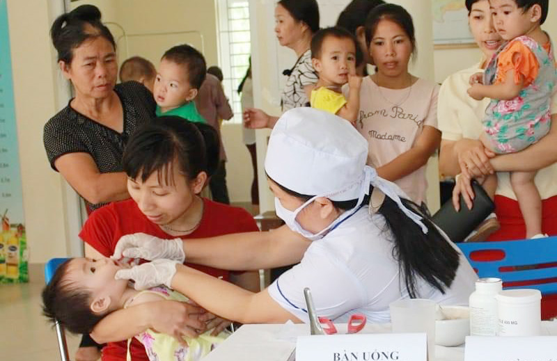 Hàng chục nghìn trẻ em Quảng Bình đã được uống vitamin A đợt 2.