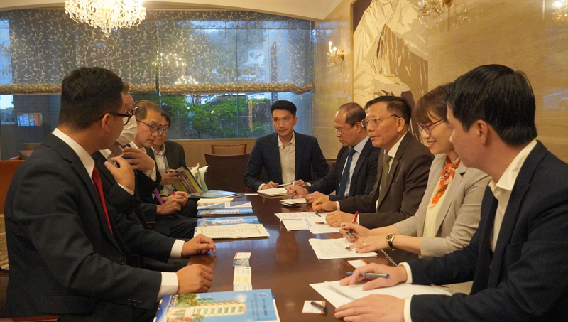 Đại diện các cơ quan, doanh nghiệp Quảng Bình-Yamanashi (Nhật Bản) thảo luận nội dung hợp tác đưa lao động đi làm việc tại Yamanashi (tháng 9/2023).