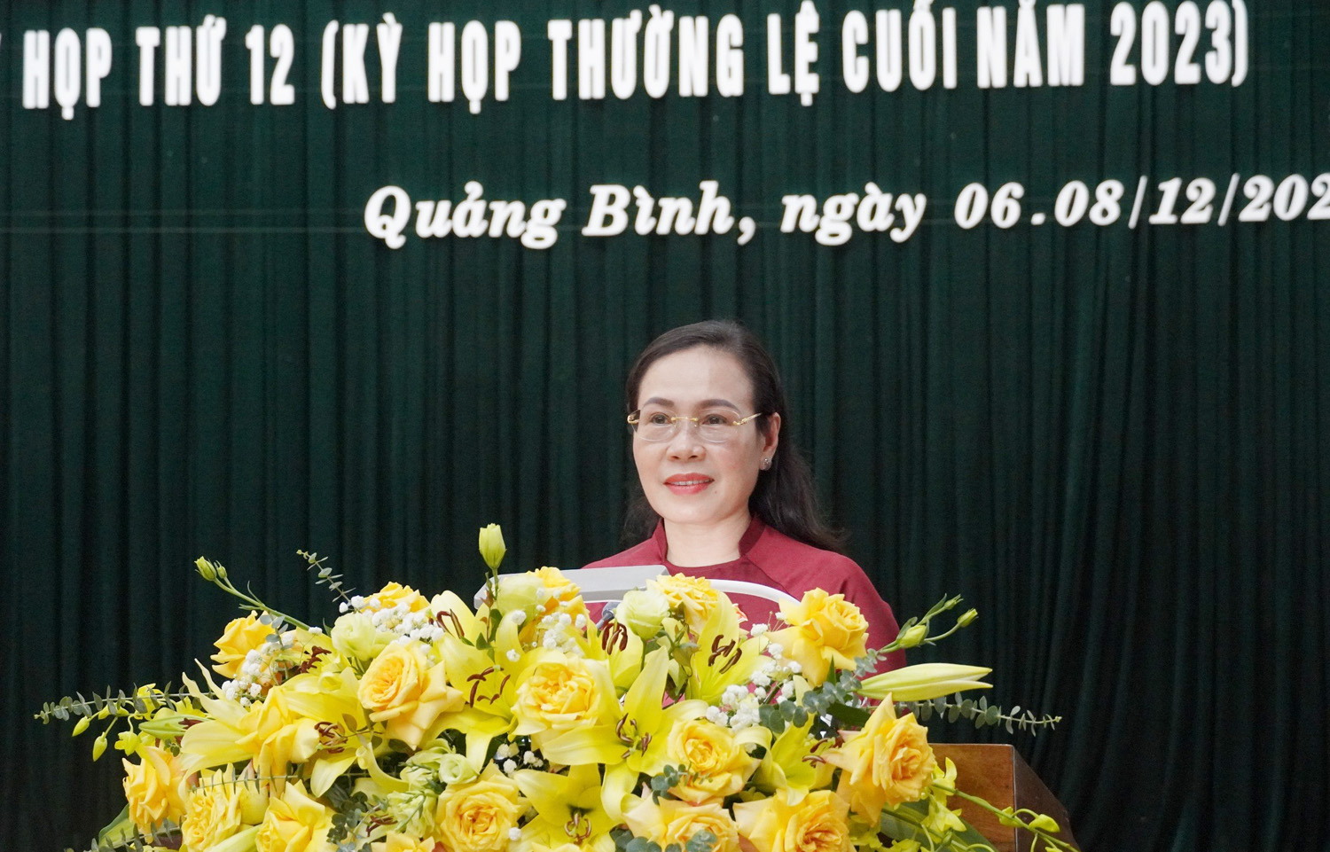Chủ tịch Ủy ban MTTQVN tỉnh Phạm Thị Hân phát biểu tại kỳ họp thứ 12.