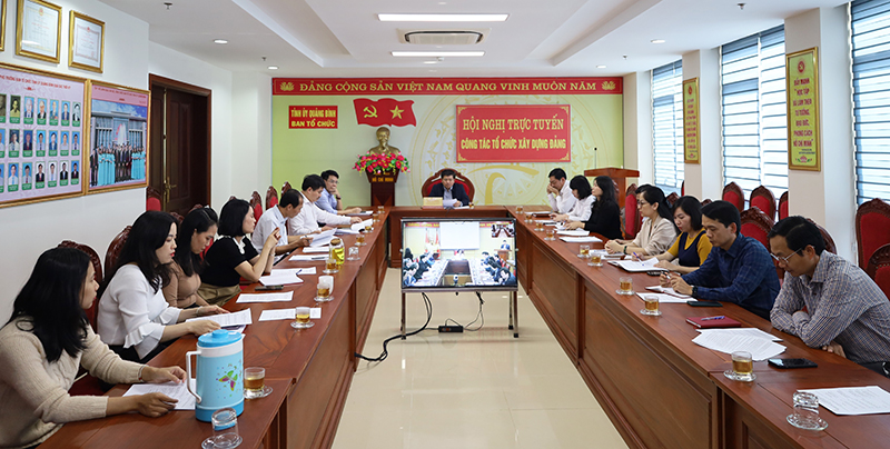   Quang cảnh hội nghị tại điểm cầu Quảng Bình.