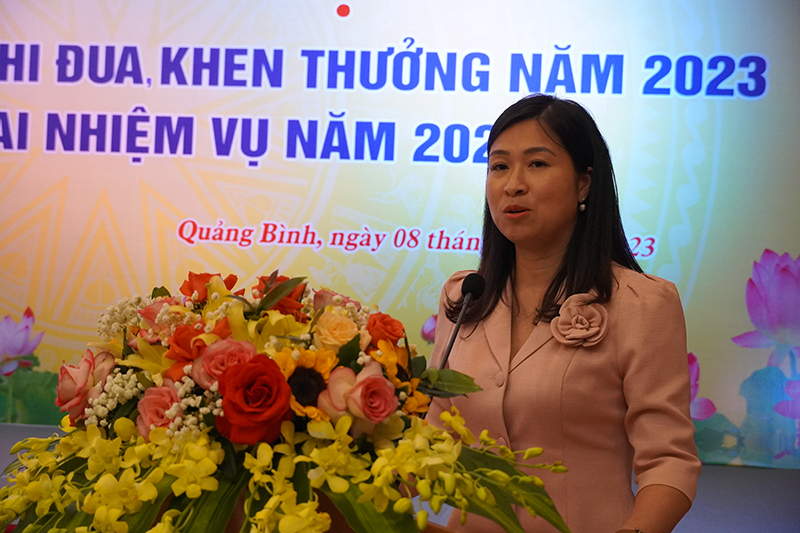 đồng chí Trịnh Thị Mai Phương, Phó Cục trưởng Cục Ngoại vụ - Bộ Ngoại giao