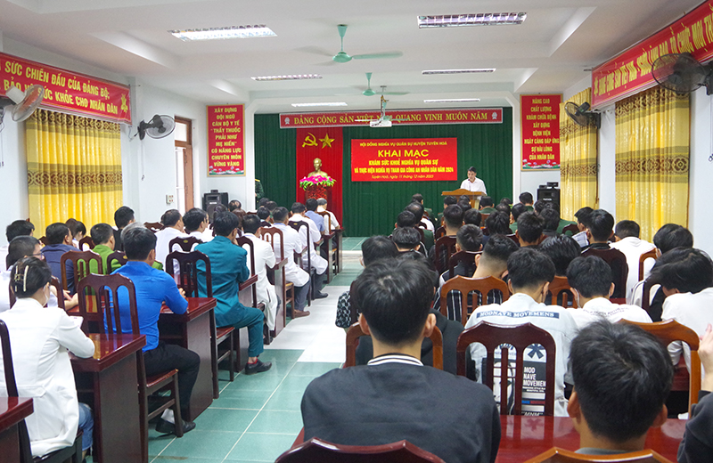 Gần 500 thanh niên huyện Tuyên Hóa tham gia khám sức khỏe nghĩa vụ quân sự năm 2024.