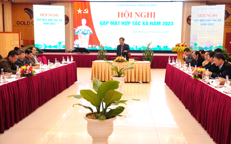 Toàn cảnh hội nghị gặp mặt HTX năm 2023