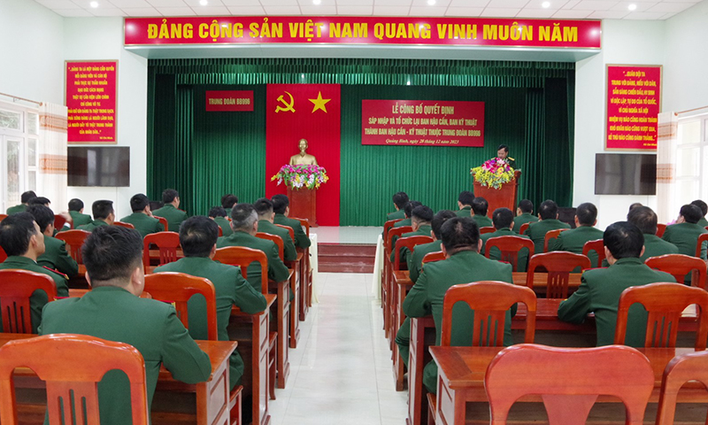 Quang cảnh lễ sáp nhập.