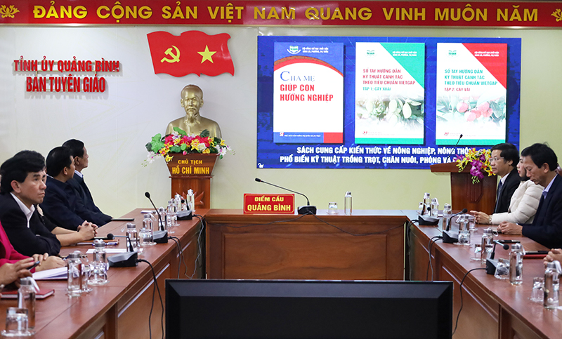    Quang cảnh hội nghị.