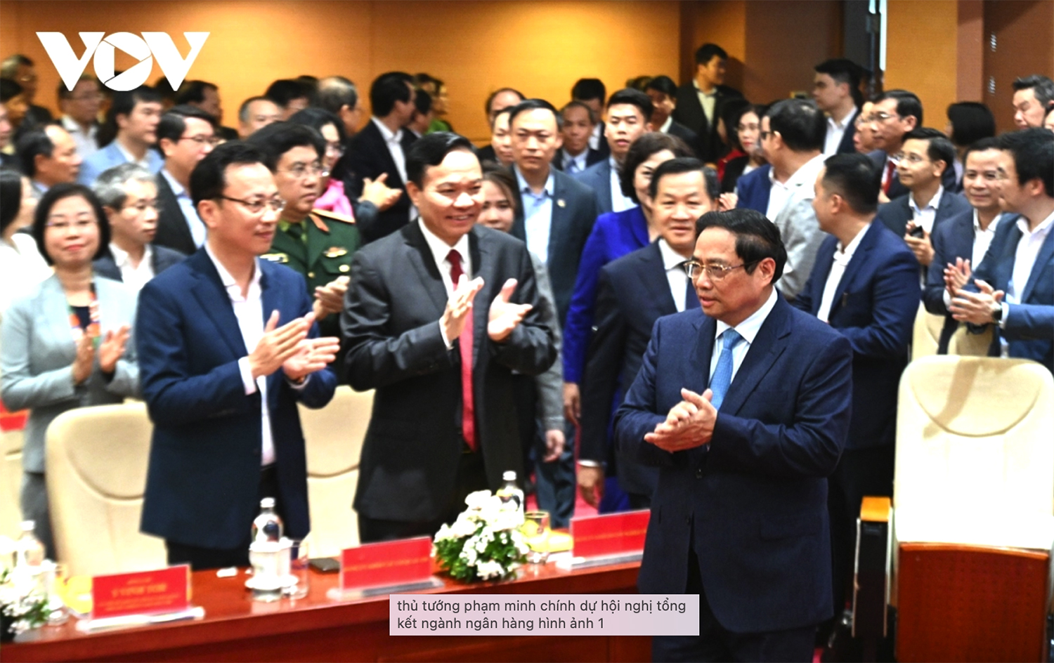 Thủ tướng Phạm Minh Chính dự hội nghị tổng kết ngành Ngân hàng năm 2023 và định hướng nhiệm vụ năm 2024.