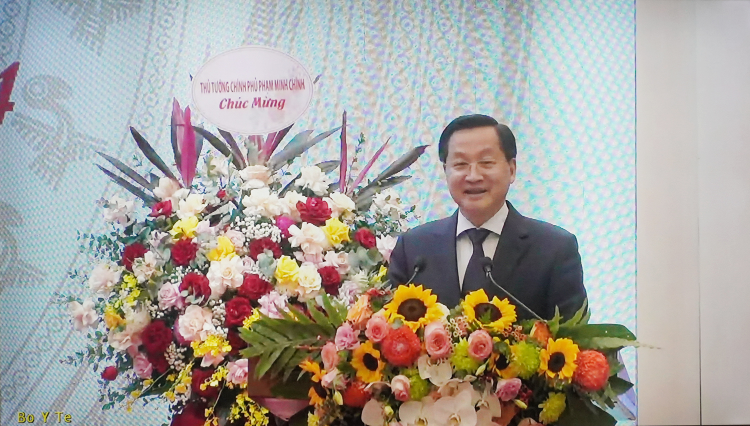Phó Thủ tướng Lê Minh Khái phát biểu tại hội nghị.