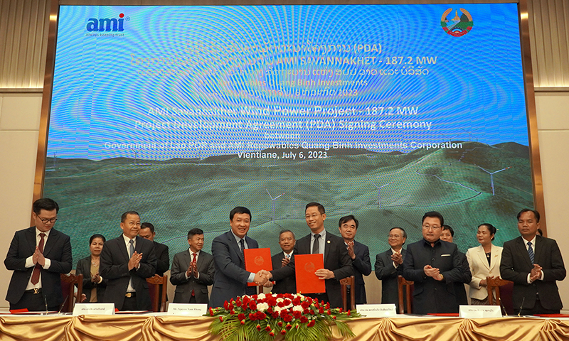 Lễ ký kết dự án điện gió giữa Chính phủ Lào và Công ty CP Đầu tư AMI Renewables Quảng Bình.