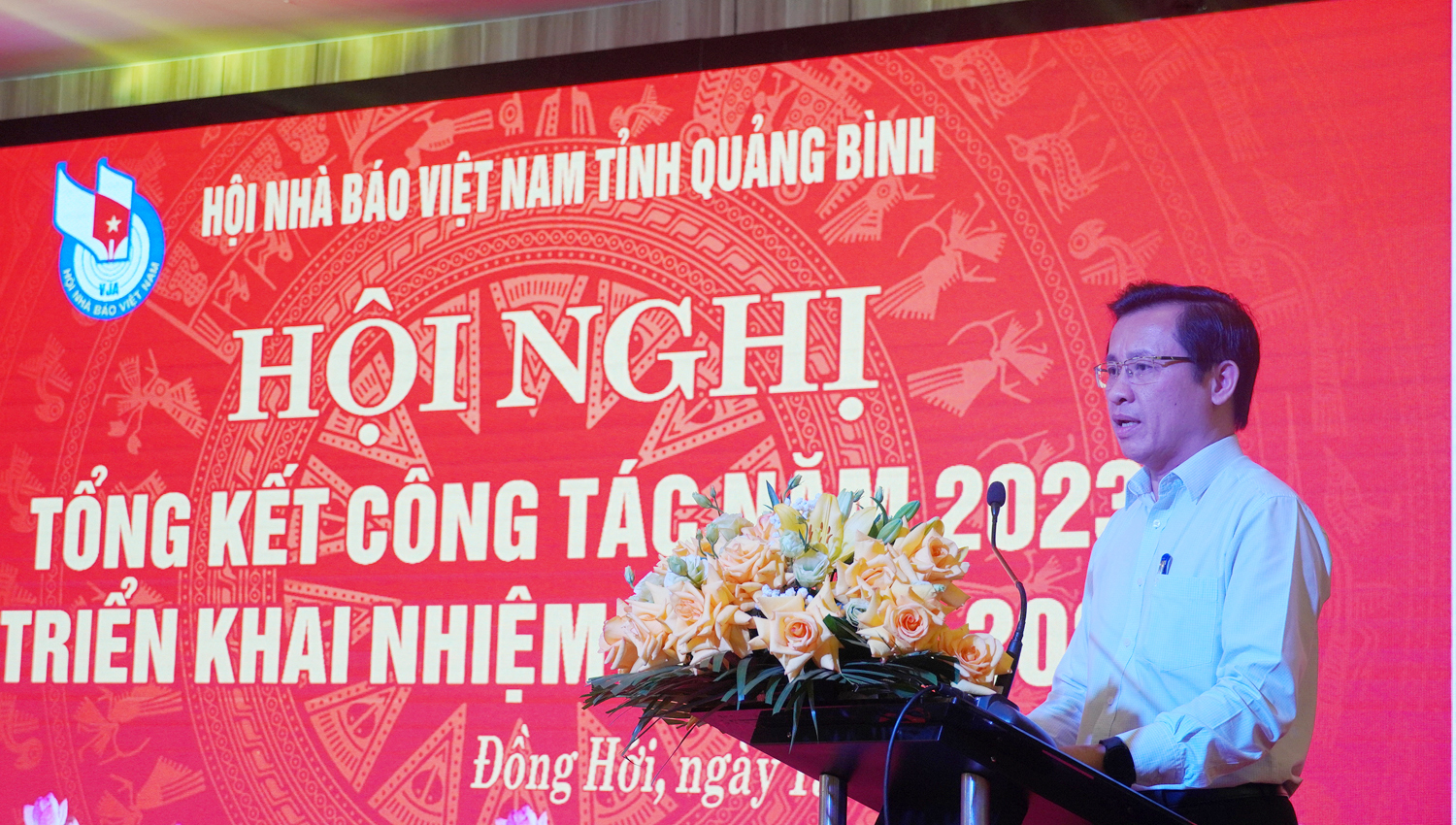 Nhà báo Hoàng Hữu Thái, Chủ tịch Hội Nhà báo tỉnh phát biểu triển khai nhiệm vụ trọng tâm năm 2024.