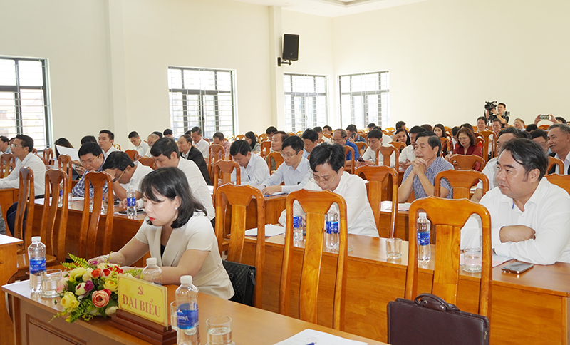 Các đại biểu tham dự hội nghị.